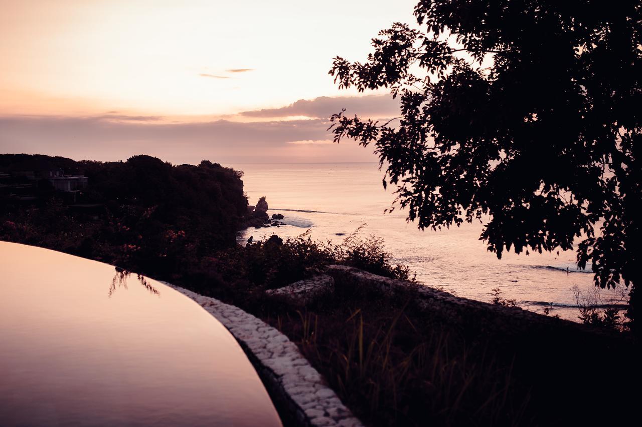 Hotel Suarga Padang Padang Uluwatu Zewnętrze zdjęcie